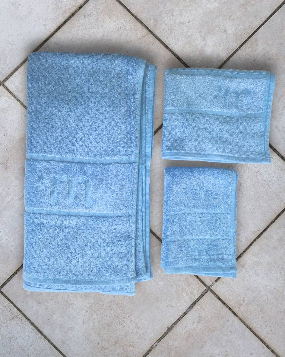 Bamboo Fluffy Bath set, 1 Bath 560 GSM , 1 Hand and 1 face towel Terry 480 GSM- Frosted Blue