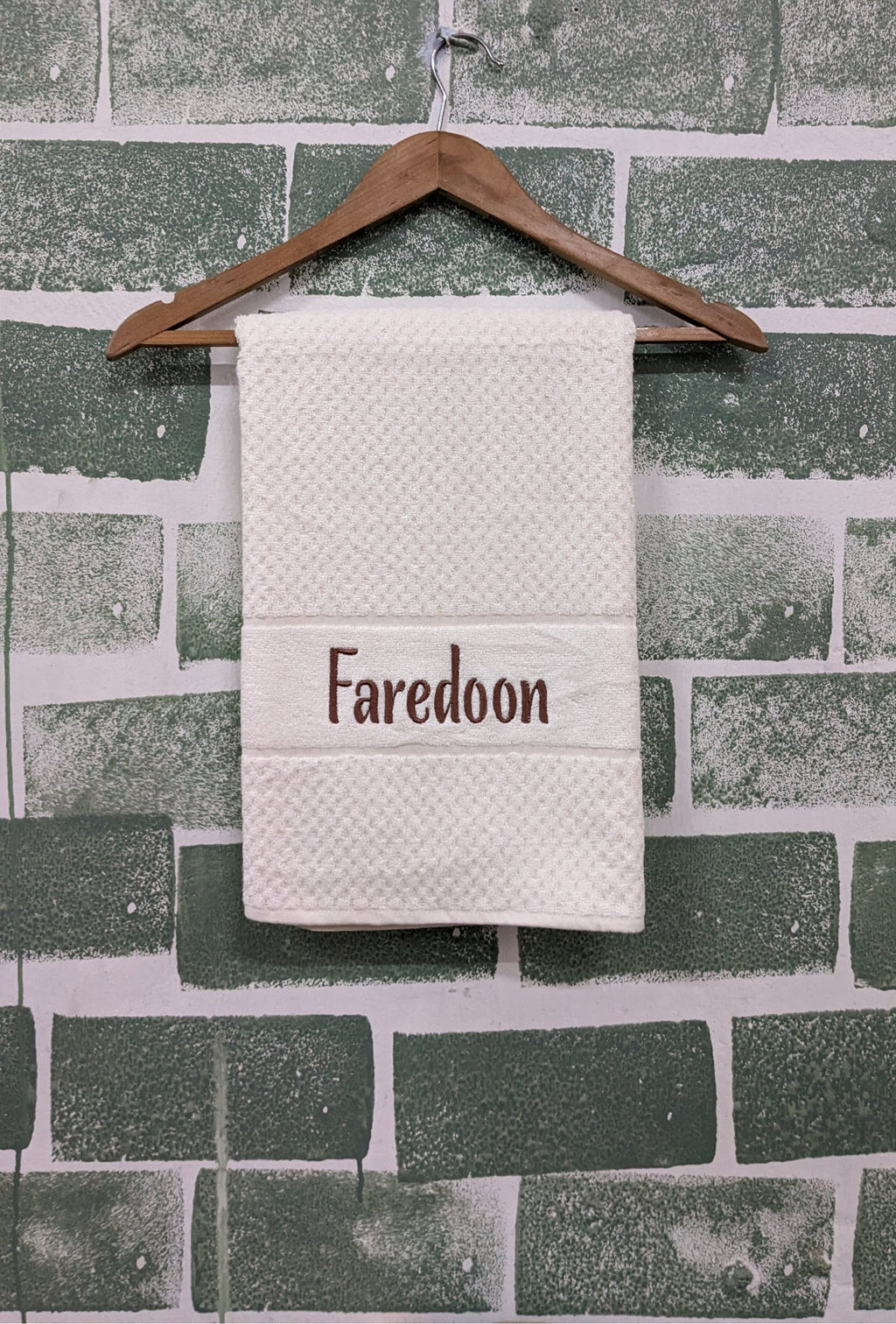 Personalized Fluffy Bamboo Bath towel Terry 560 GSM-150*72 cm-Almost White
