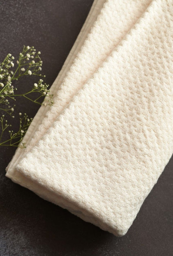 Bamboo Fluffy Bath towel Terry 560 GSM-Almost White