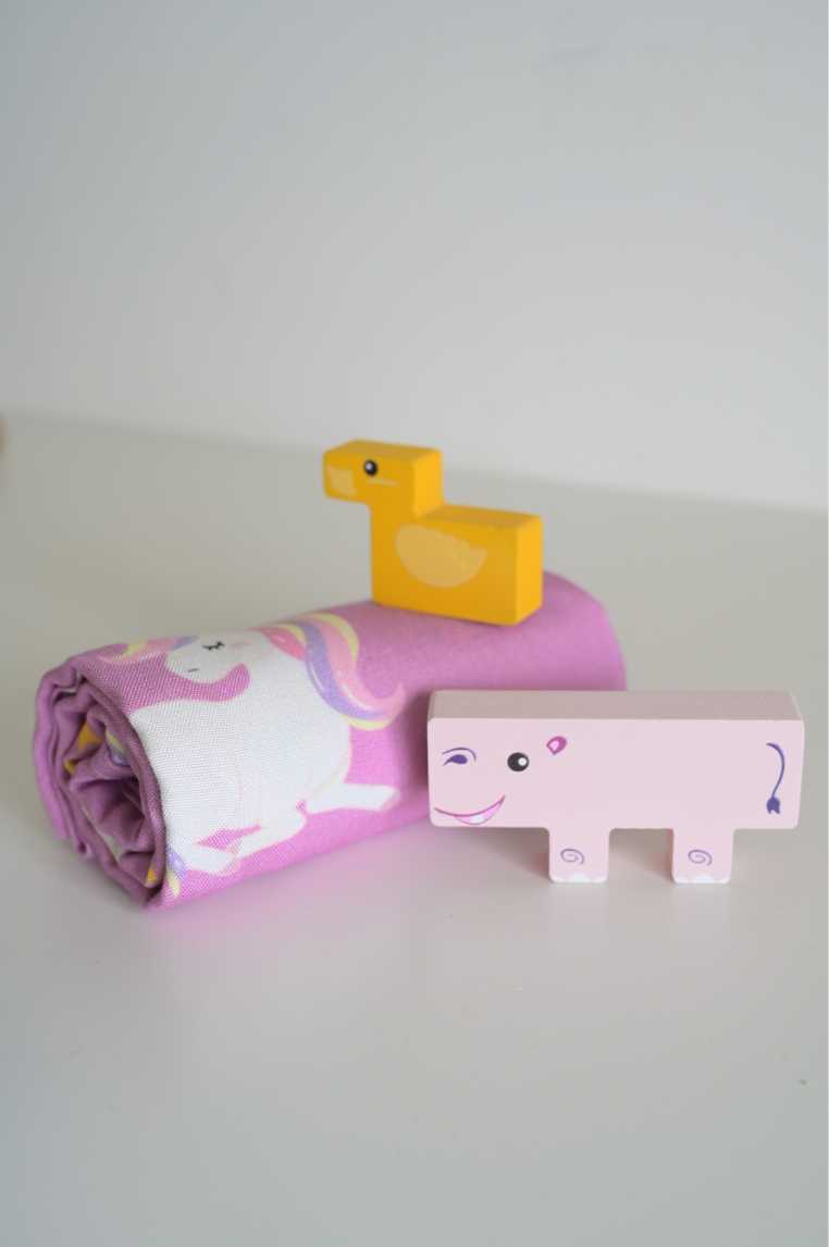 Personalized Thin Bamboo Kids Towel - 124*68cm - Chill Unicorn