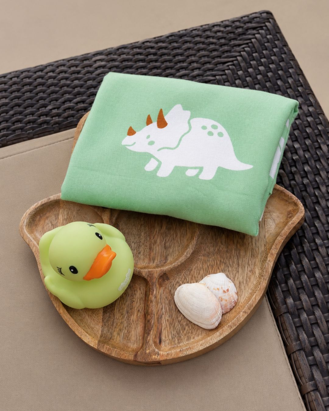 Personalized Thin Bamboo Kids towel - 124*68cm - Cool Dino