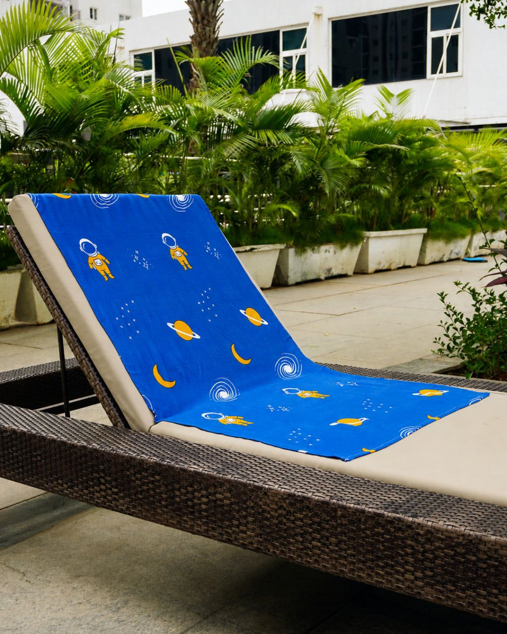 Personalized Thin Bamboo Kids towel - 124*68cm - Space Traveler