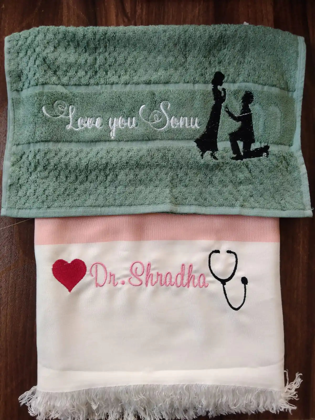 Thin_bamboo_towel_peach_melba_and_face_towel_embroidery